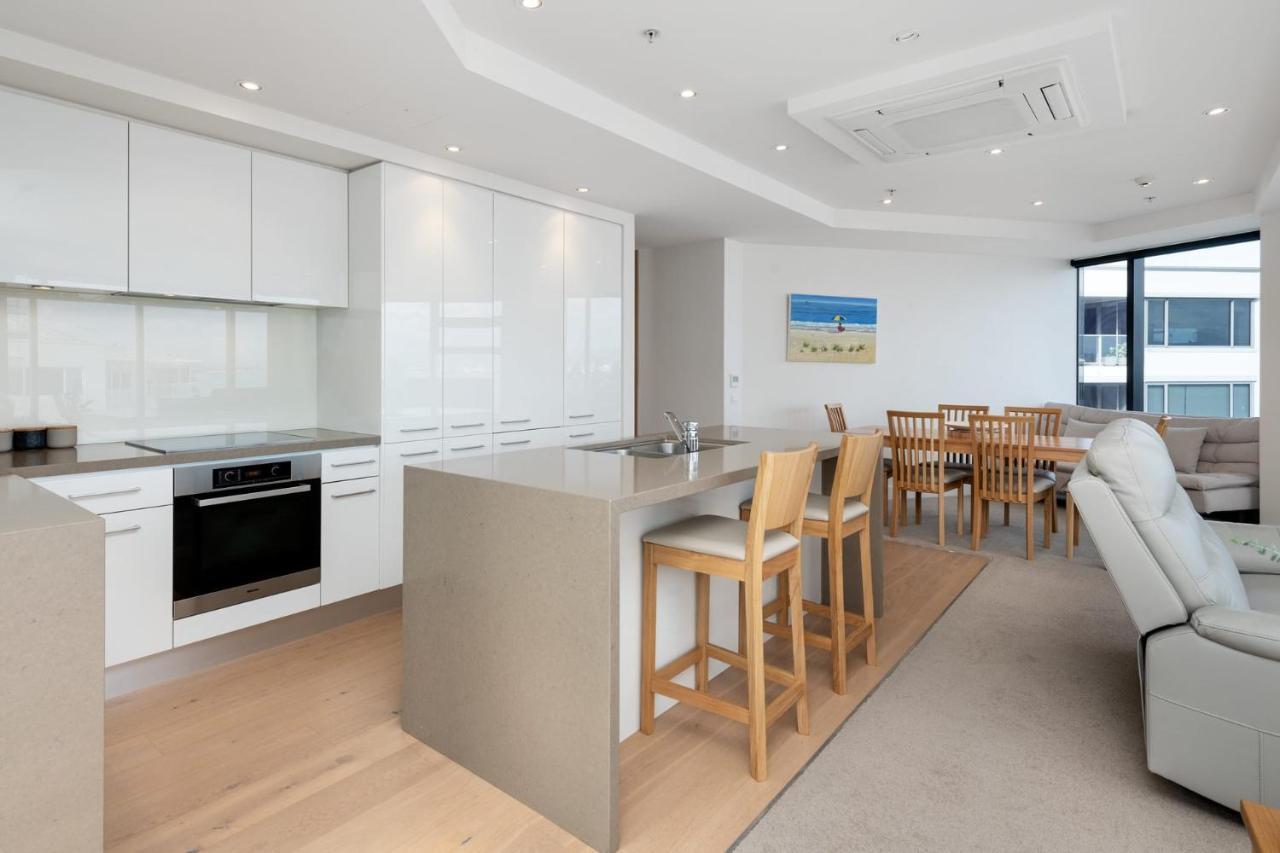 Апартаменти Superb Elevated Views Of Harbour With Heated Pool, Gym & Parking Маунт-Маунгануй Екстер'єр фото